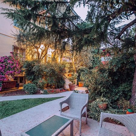 Bed&Breakfast Relax In The Lake Desenzano del Garda Exterior foto